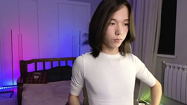 okerriella online show from November 26, 1:12 pm