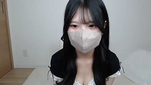 Snapshot of yuna_rin chatting on September 13, 11:10 am yuna rin online show from September 13, 11:10 am