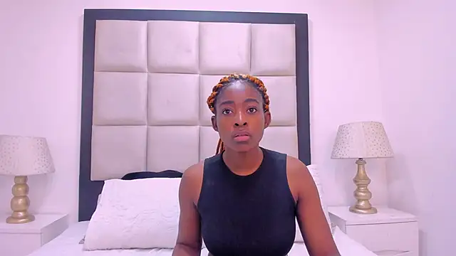 AdrianaCampbelll online show from September 12, 1:55 pm