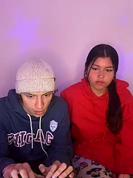 Snapshot of Karma_And_Sex chatting on October 19, 1:12 pm Karma And Sex online show from October 19, 1:12 pm