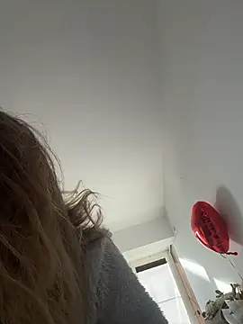 BabyAnais online show from February 11, 2:11 pm