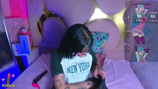 Niina Sissy online show from March 14, 3:12 am