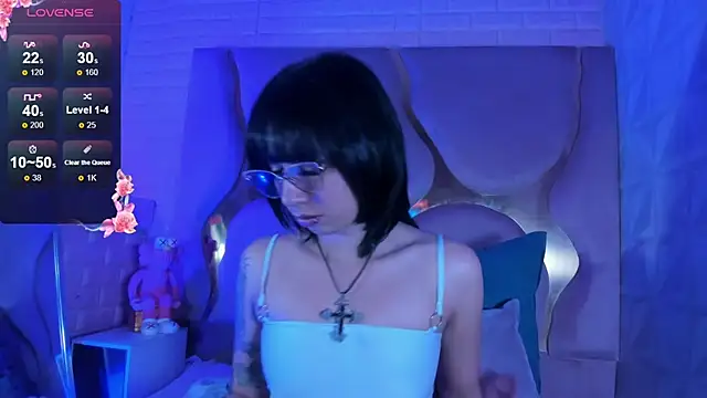 Niina Sissy online show from May 24, 5:01 am