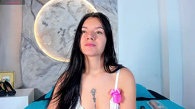 RoxanaBorns  online show from November 13, 12:26 pm