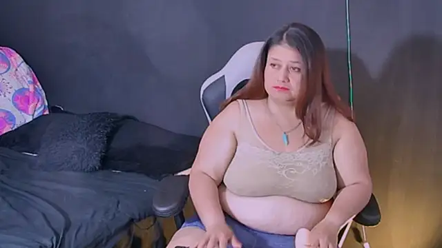 Lizz Milf online show from September 19, 4:14 am
