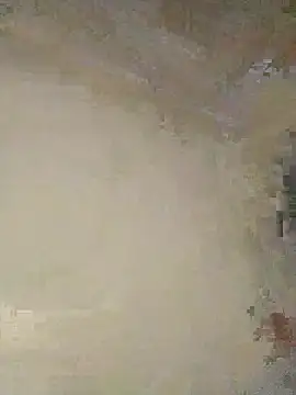 Snapshot of moroooooooo12 chatting on October 24, 8:49 pm moroooooooo12 online show from October 24, 8:49 pm