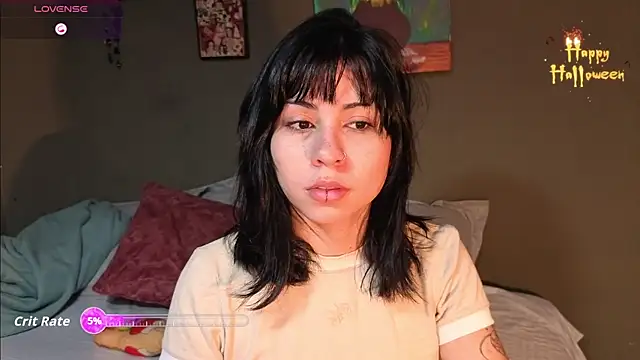 Snapshot of GaiaJoness chatting on October 30, 4:52 pm GaiaJoness online show from October 30, 4:52 pm