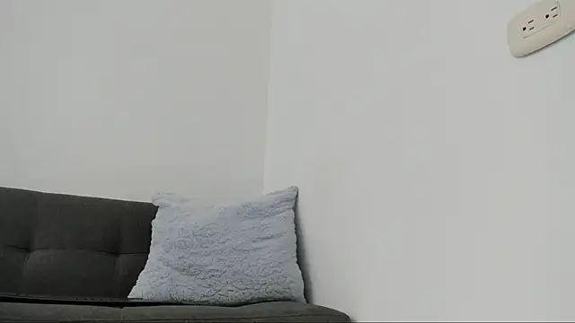 lara and danny online show from October 30, 6:52 pm