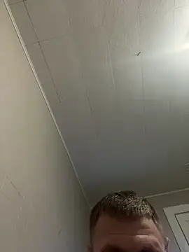 Snapshot of k_nutz87 chatting on February 8, 6:06 am k nutz87 online show from February 8, 6:06 am