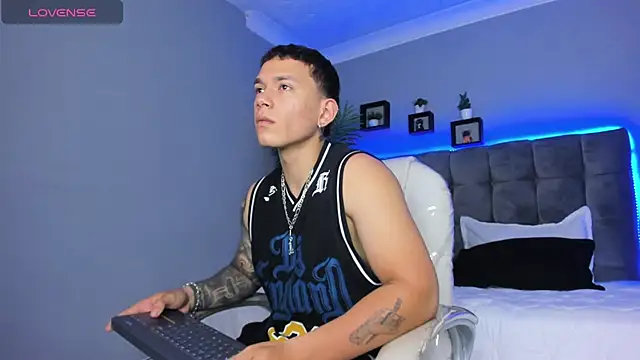 Thomas moon online show from April 6, 11:55 am