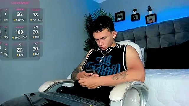 Thomas moon online show from April 10, 1:05 pm