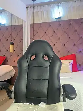 Sussan   online show from January 13, 11:37 am