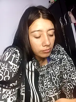 Snapshot of Madow_Lu chatting on October 11, 12:43 am Madow Lu online show from October 11, 12:43 am