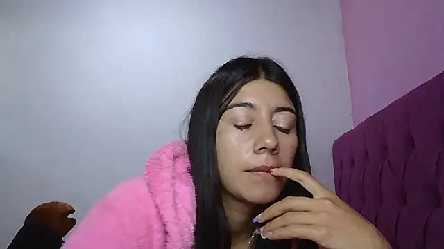 Snapshot of Madow_Lu chatting on October 24, 1:18 pm Madow Lu online show from October 24, 1:18 pm