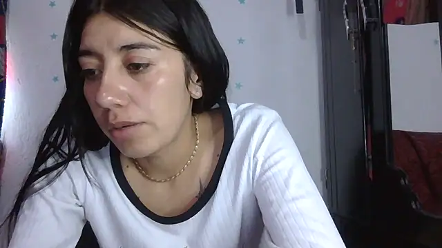 Snapshot of Madow_Lu chatting on November 17, 5:19 pm Madow Lu online show from November 17, 5:19 pm