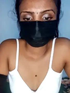 kissy doll online show from October 15, 7:03 pm