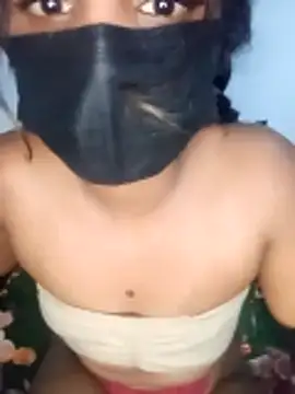 kissy doll online show from October 16, 5:47 pm