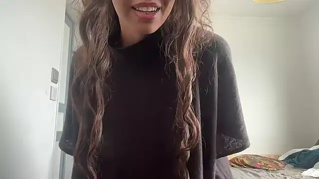 Snapshot of Daphnebby chatting on October 3, 9:17 am Daphnebby online show from October 3, 9:17 am