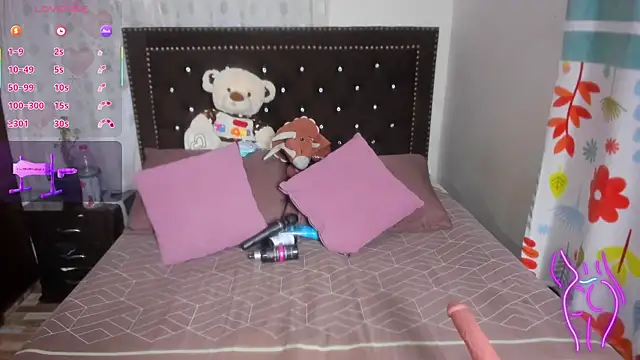 MiaMoxxy online show from January 10, 9:44 am