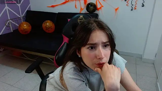 Adhara Kitten online show from October 27, 1:04 pm