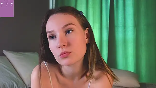 QueenieHathaway online show from September 20, 2:56 am