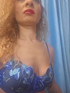 Snapshot of aellabeyonce chatting on November 30, 10:30 am aellabeyonce online show from November 30, 10:30 am