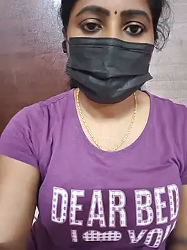 Snapshot of vasundhara26 chatting on July 7, 4:59 am vasundhara26 online show from July 7, 4:59 am