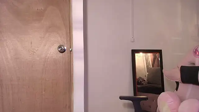 Terraelowen online show from December 22, 11:40 am