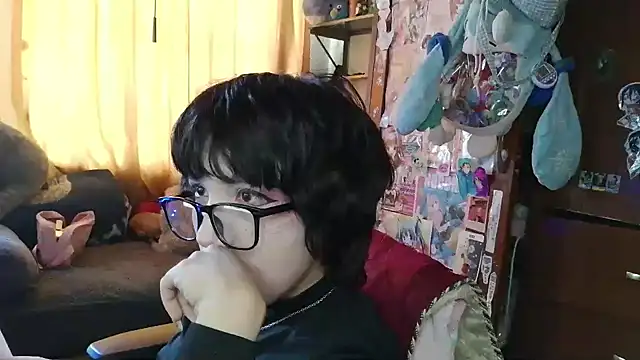 Terraelowen online show from April 7, 1:22 pm