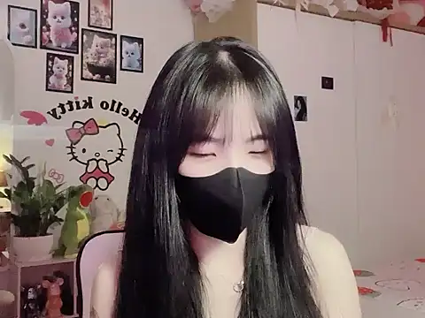 keelinnn19 online show from October 19, 7:25 pm