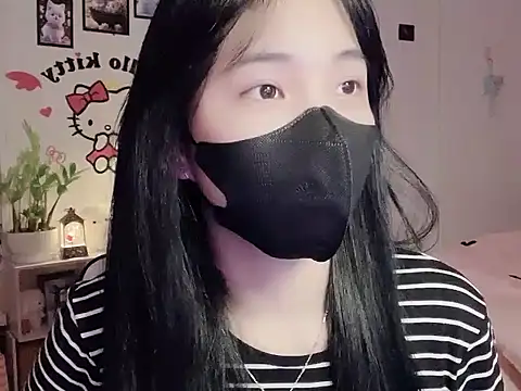 keelinnn19 online show from January 6, 7:56 am