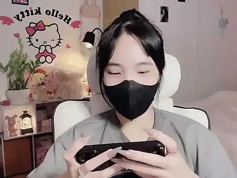 keelinnn19 online show from January 14, 10:03 pm