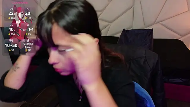 sophiaa 7 online show from October 27, 12:20 pm