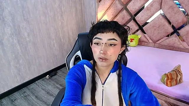 Babyyrasta666 online show from October 28, 3:43 am