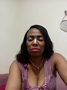 SEXYMOANSXX online show from October 24, 7:05 am