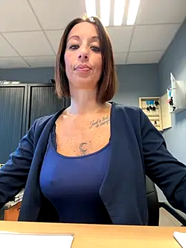 spycyfanny online show from October 21, 6:25 am