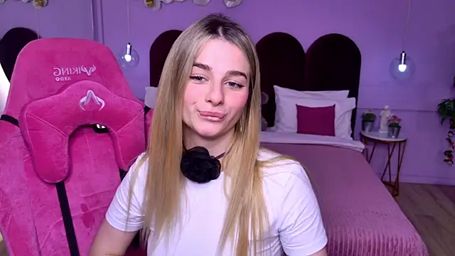 SweetyLicky online show from November 28, 7:27 pm