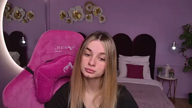 SweetyLicky online show from November 30, 4:00 pm