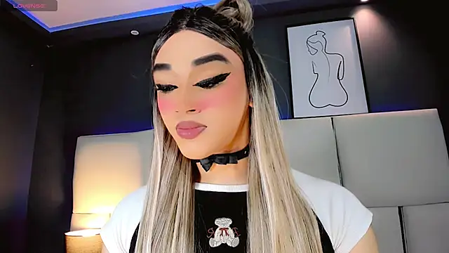 Snapshot of Valeriasmiithh chatting on October 10, 8:41 pm Valeriasmiithh online show from October 10, 8:41 pm