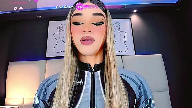 Snapshot of Valeriasmiithh chatting on November 10, 9:03 pm Valeriasmiithh online show from November 10, 9:03 pm