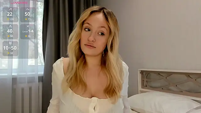 Julliakoill online show from October 9, 5:38 am