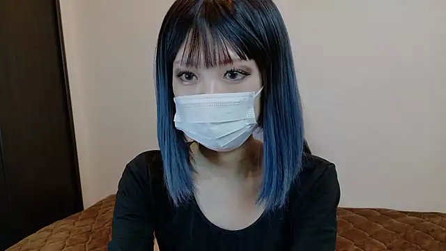 sarina at online show from December 17, 4:18 am