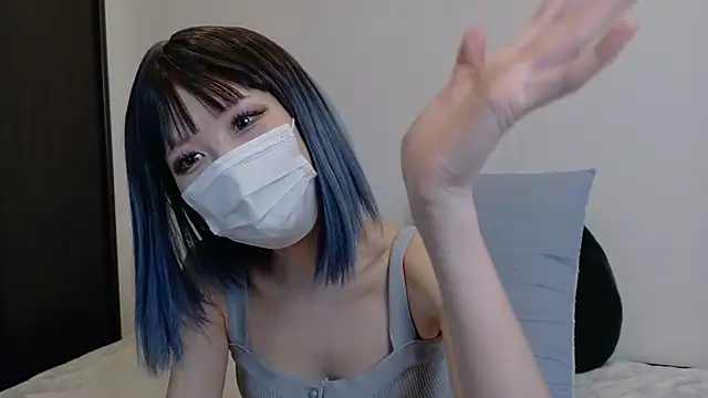 Snapshot of sarina_at chatting on July 10, 9:34 am sarina at online show from July 10, 9:34 am