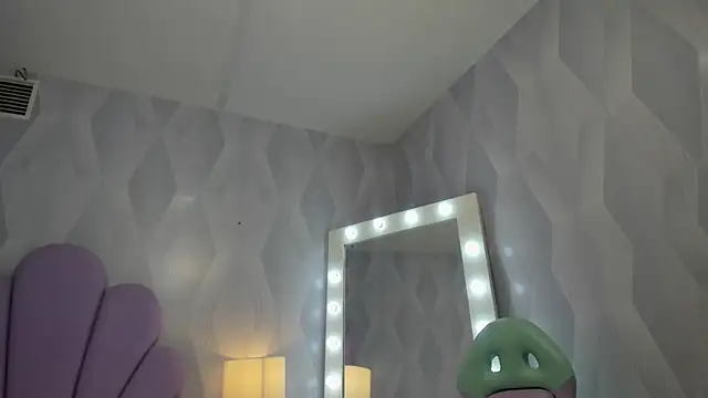 BabyAngel18  online show from January 13, 11:37 am