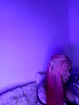 Snapshot of iamlalamilano chatting on February 6, 8:34 pm iamlalamilano online show from February 6, 8:34 pm