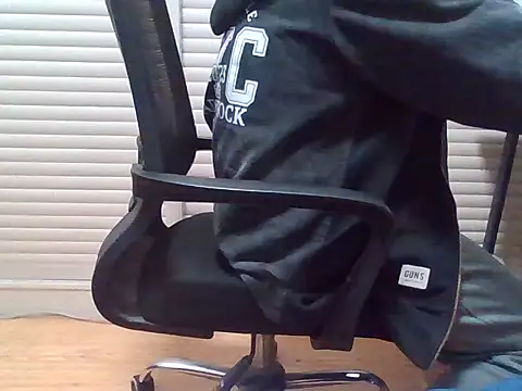 Snapshot of DAJIBA125 chatting on March 25, 1:50 pm DAJIBA125 online show from March 25, 1:50 pm