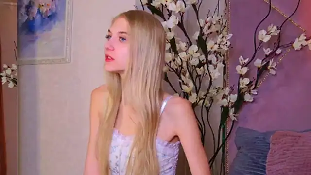 4example Chloe online show from October 24, 10:33 am