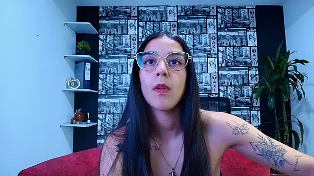 DanielaMonroe online show from April 7, 8:42 pm