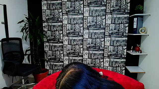 DanielaMonroe online show from April 18, 9:04 pm