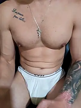 Snapshot of Dany2189 chatting on April 8, 7:47 pm Dany2189 online show from April 8, 7:47 pm